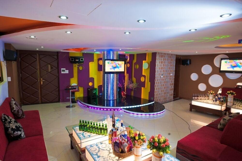 Muong Thanh Grand Hanoi Hotel Exteriör bild
