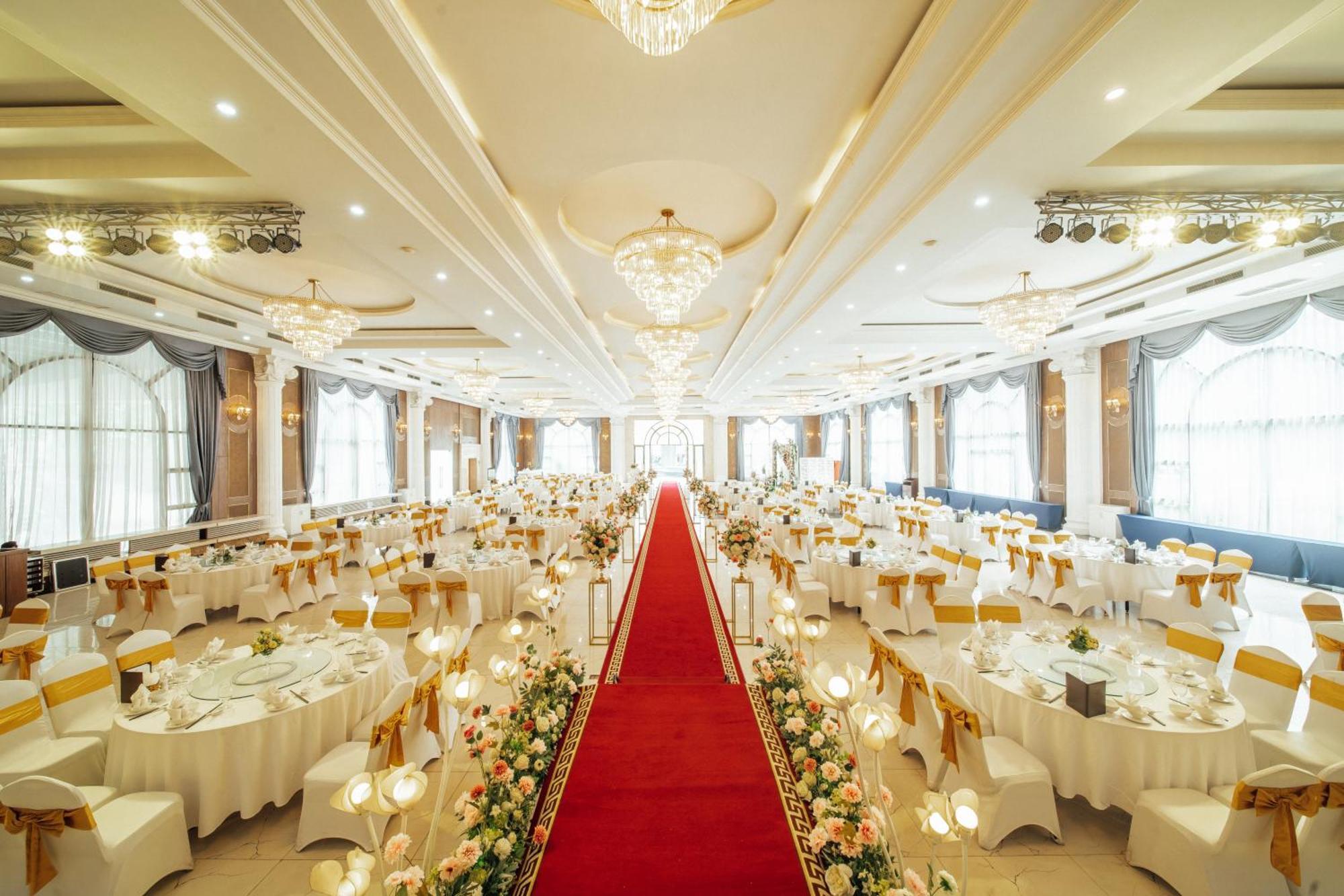 Muong Thanh Grand Hanoi Hotel Exteriör bild