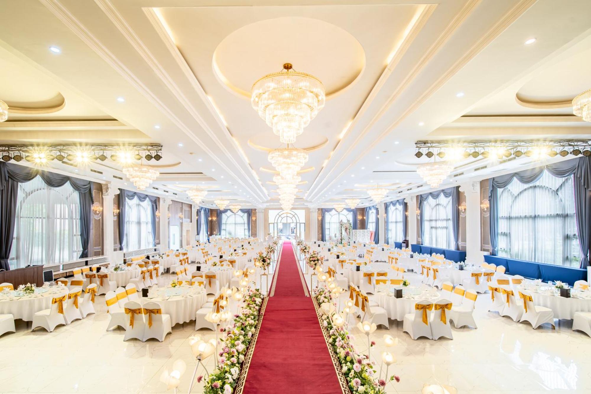 Muong Thanh Grand Hanoi Hotel Exteriör bild