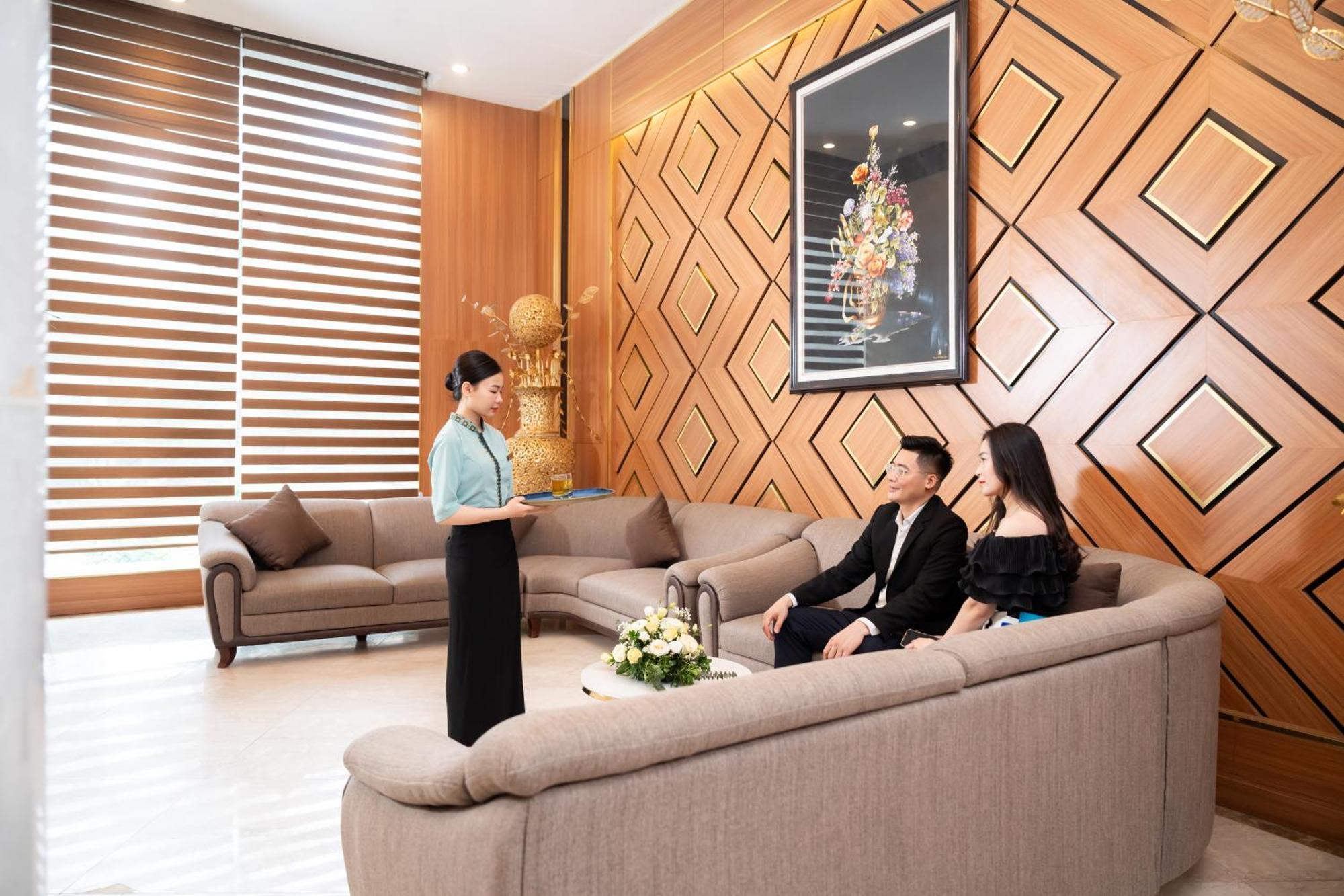 Muong Thanh Grand Hanoi Hotel Exteriör bild